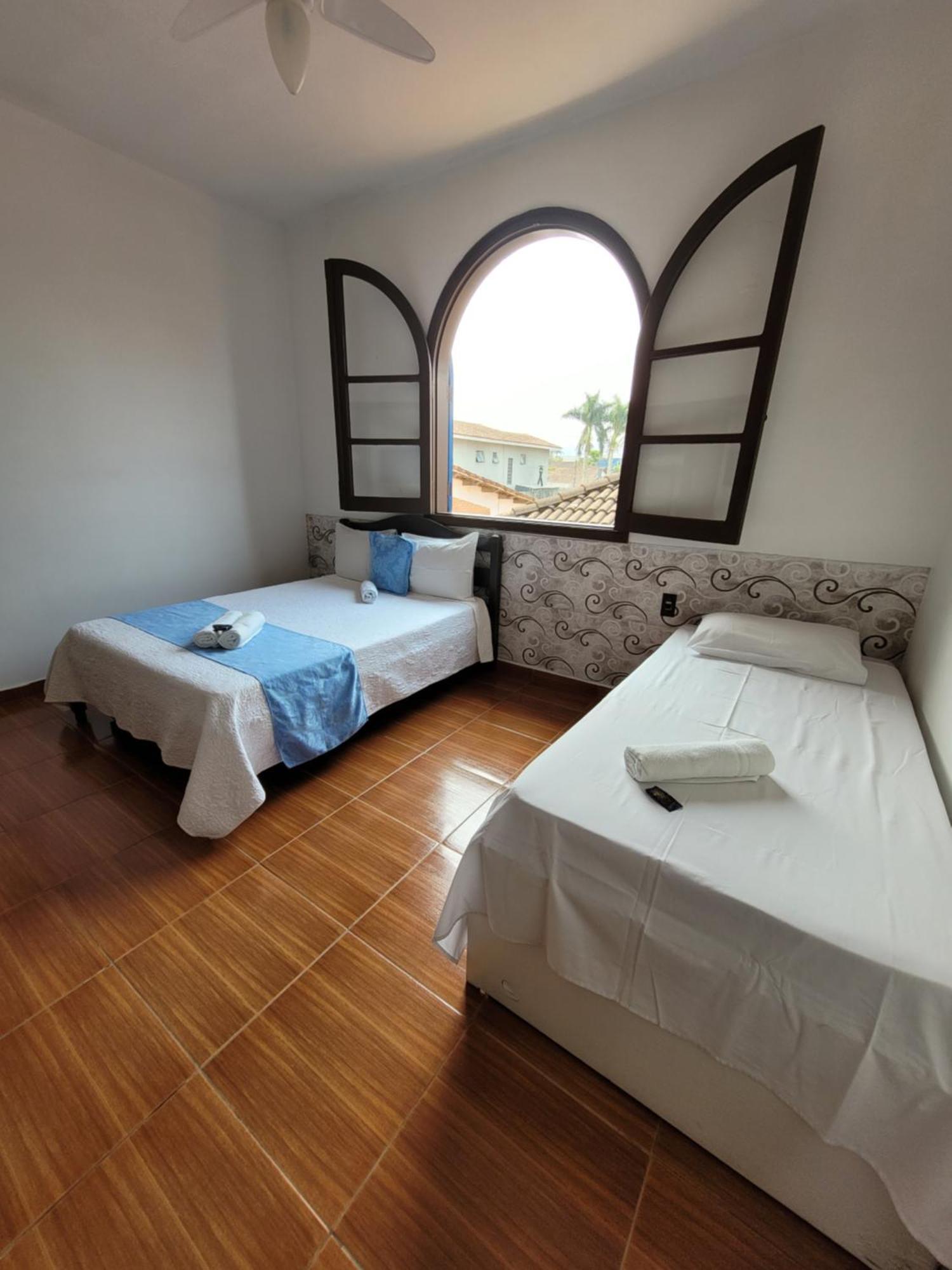 Casa Da Edna Bed and Breakfast Γκουαρούχα Εξωτερικό φωτογραφία